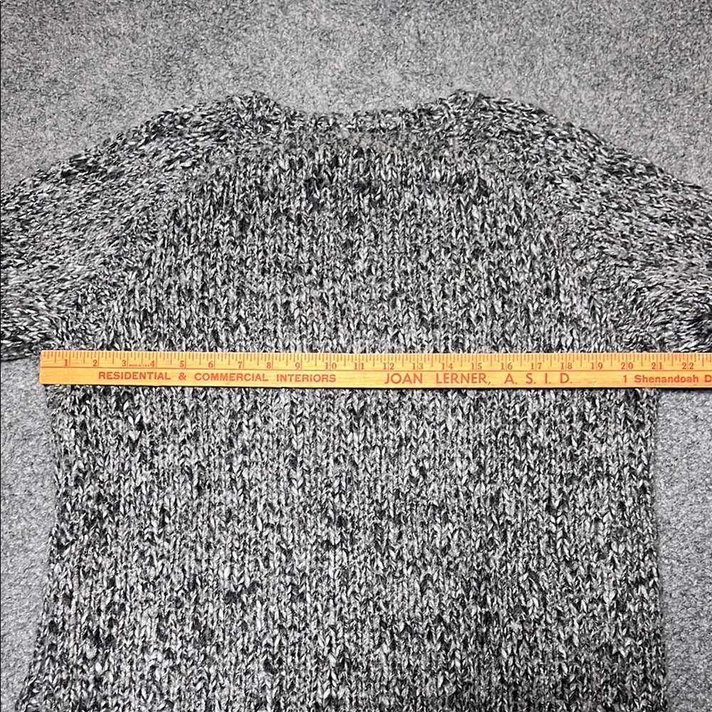 Express Crewneck Sweater - Picture 4 of 6